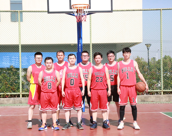 304永利集团健儿尽展风采&mdash;&mdash;新站高新区第八届职工篮球赛开赛